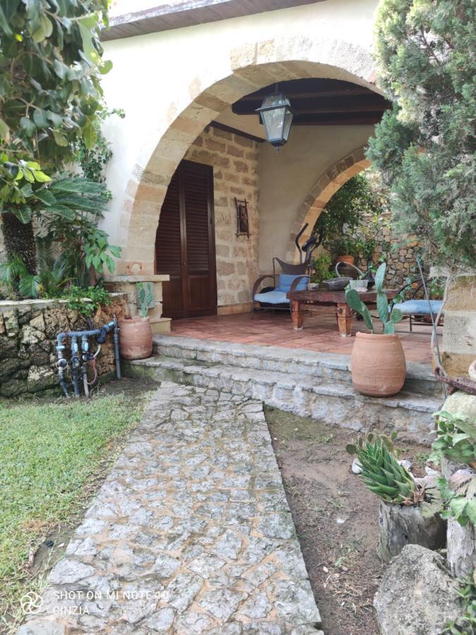 Casolare Giummari Bed & Breakfast Carini Exterior foto