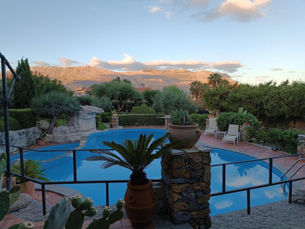 Casolare Giummari Bed & Breakfast Carini Exterior foto